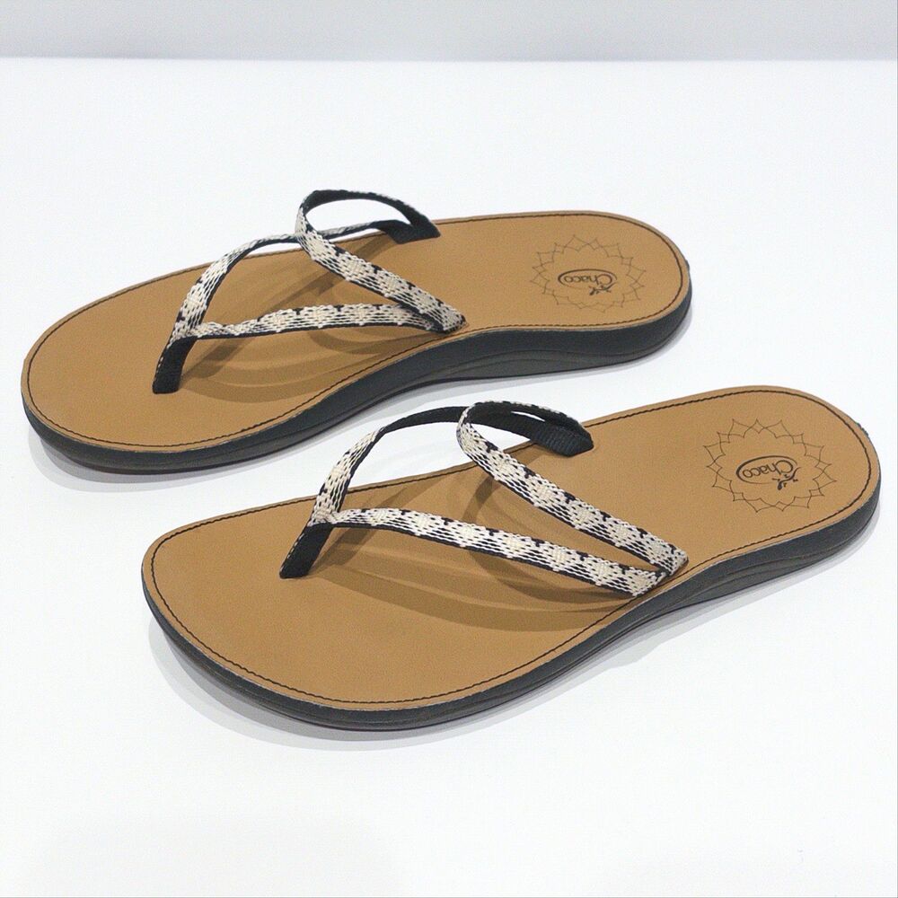Chaco Abbey Peaks Sandal Flip Flops Black White Beige Women Size 9 - Worn Once